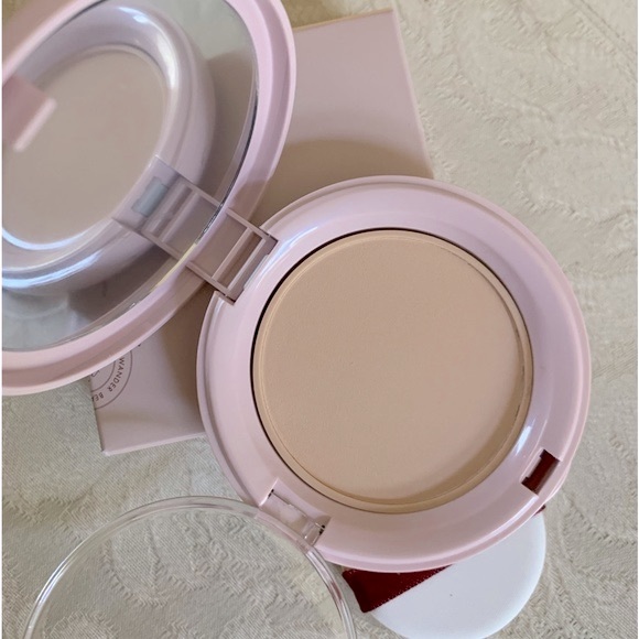 Wander Beauty Wanderlust Powder Foundation Light Medium BNIB - Picture 1 of 16